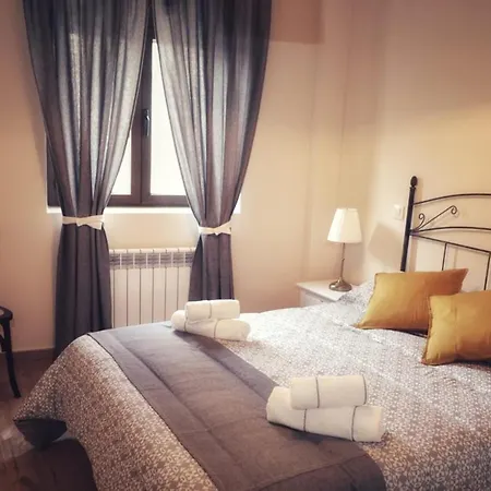 Casa Del Maestro * Orbita