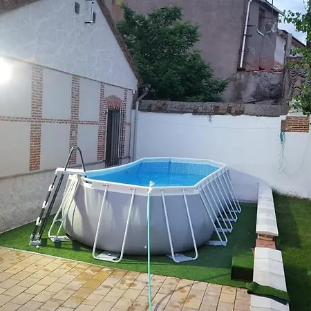 Casa Del Maestro * Orbita