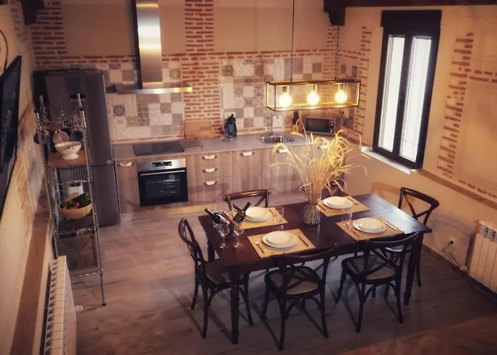 Casa Del Maestro * Orbita