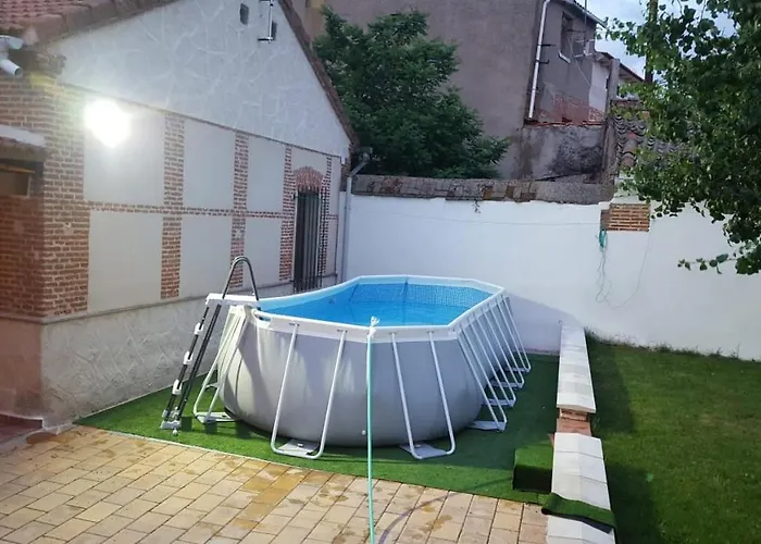 Casa Del Maestro * Orbita